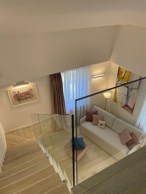 Queen Verona Luxury Apartment Екстериор снимка